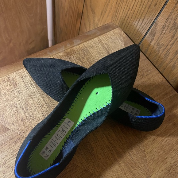 Rothy"s The Point Black Solid Flats -Size (8.5) -Good Condition - Picture 3 of 13